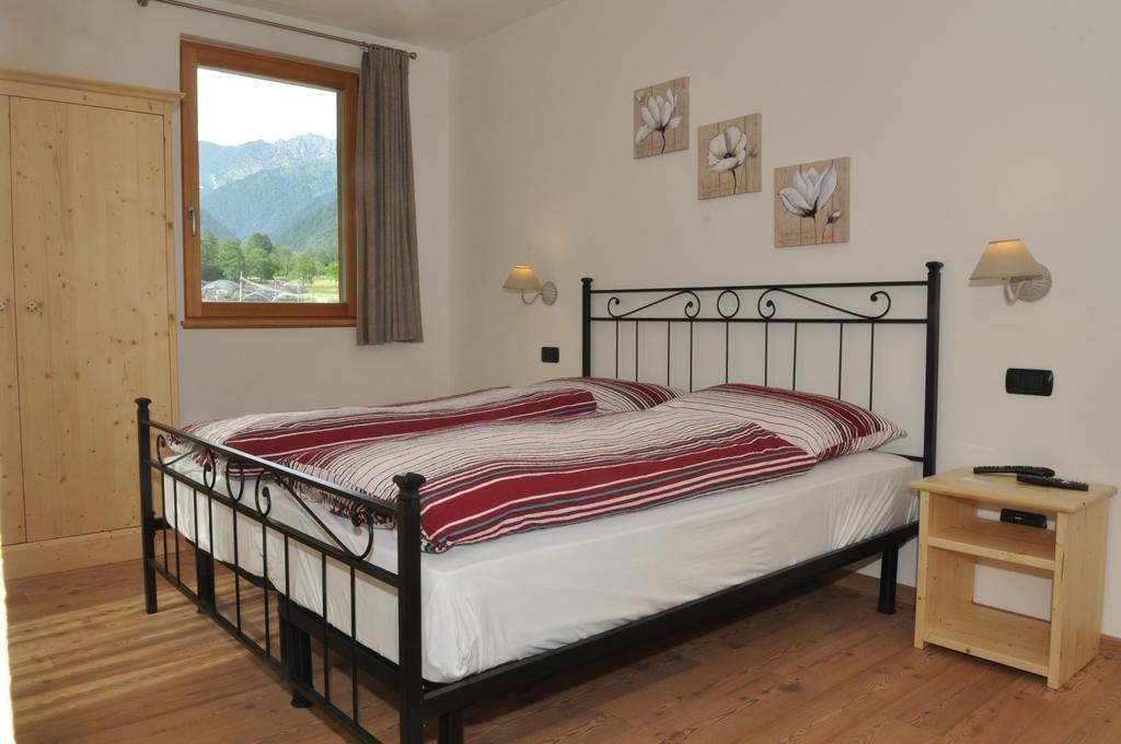 Bed and Breakfast Garni Dal Mozat Lenzumo di Concei Zewnętrze zdjęcie